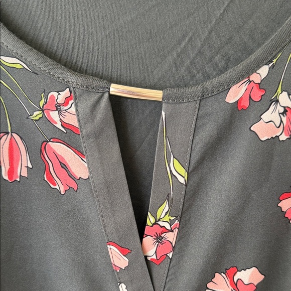 Black Floral Scoop Neck Camisole with Pink Blooms - Picture 4 of 7